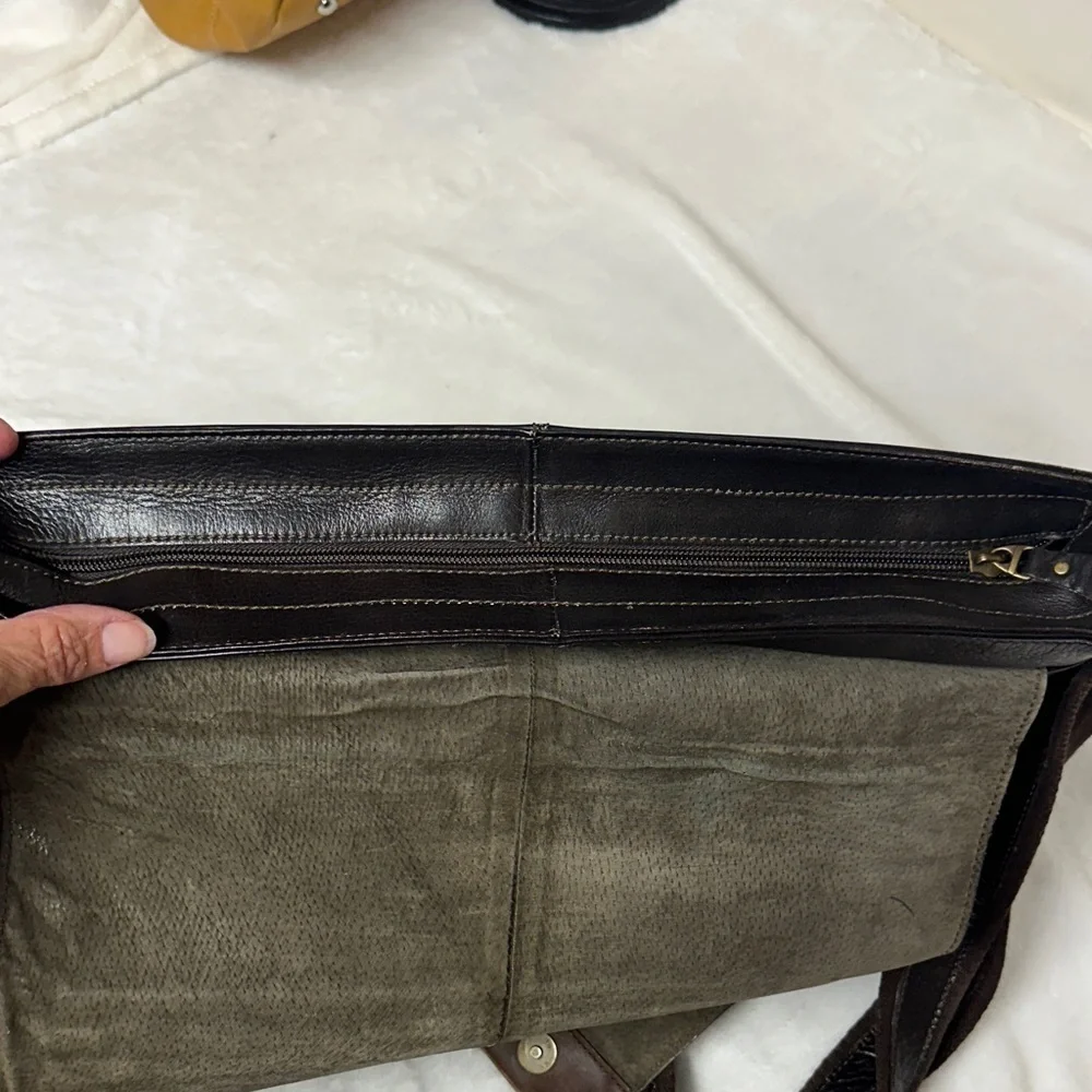 Vintage Bosi Distressed leather messenger Bag